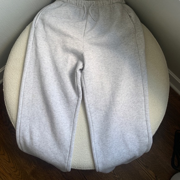 Matching Sweat Set - Picture 4 of 6